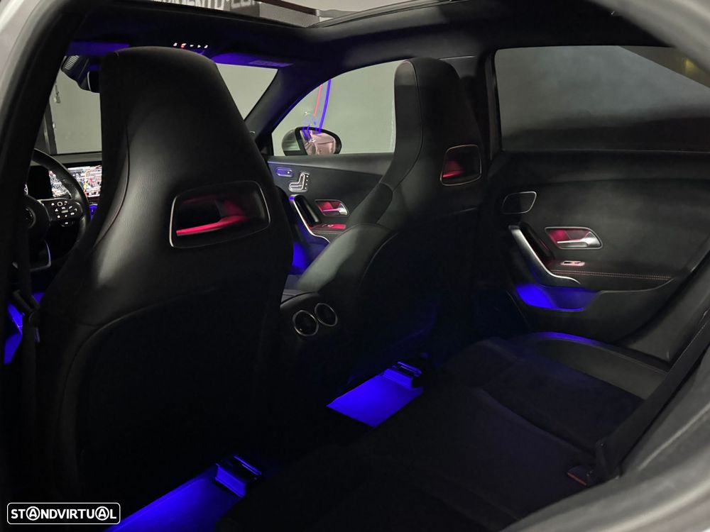 Mercedes-Benz A 180 7G-DCT AMG Line - 20