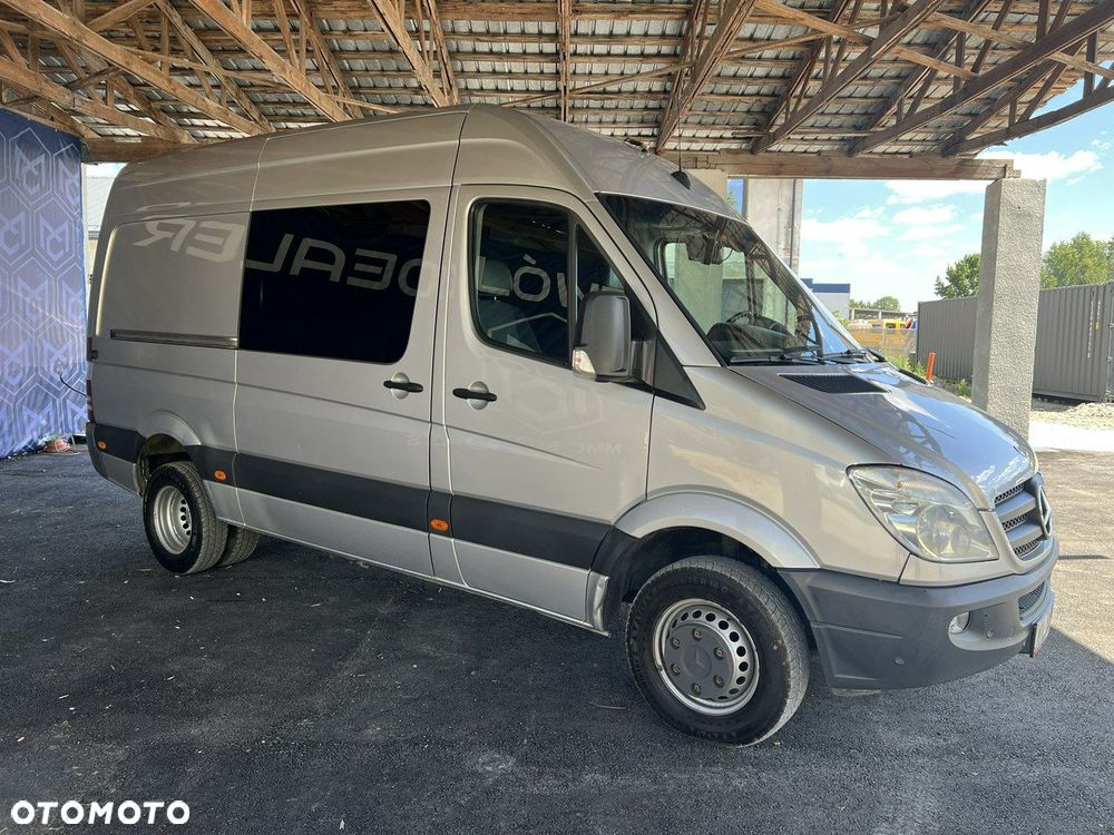 Mercedes-Benz Sprinter - 9