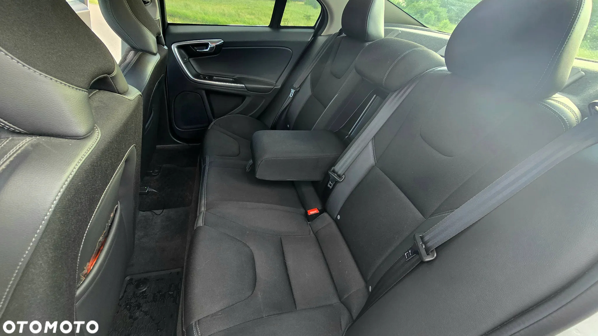 Volvo S60 T5 Drive-E Momentum - 16