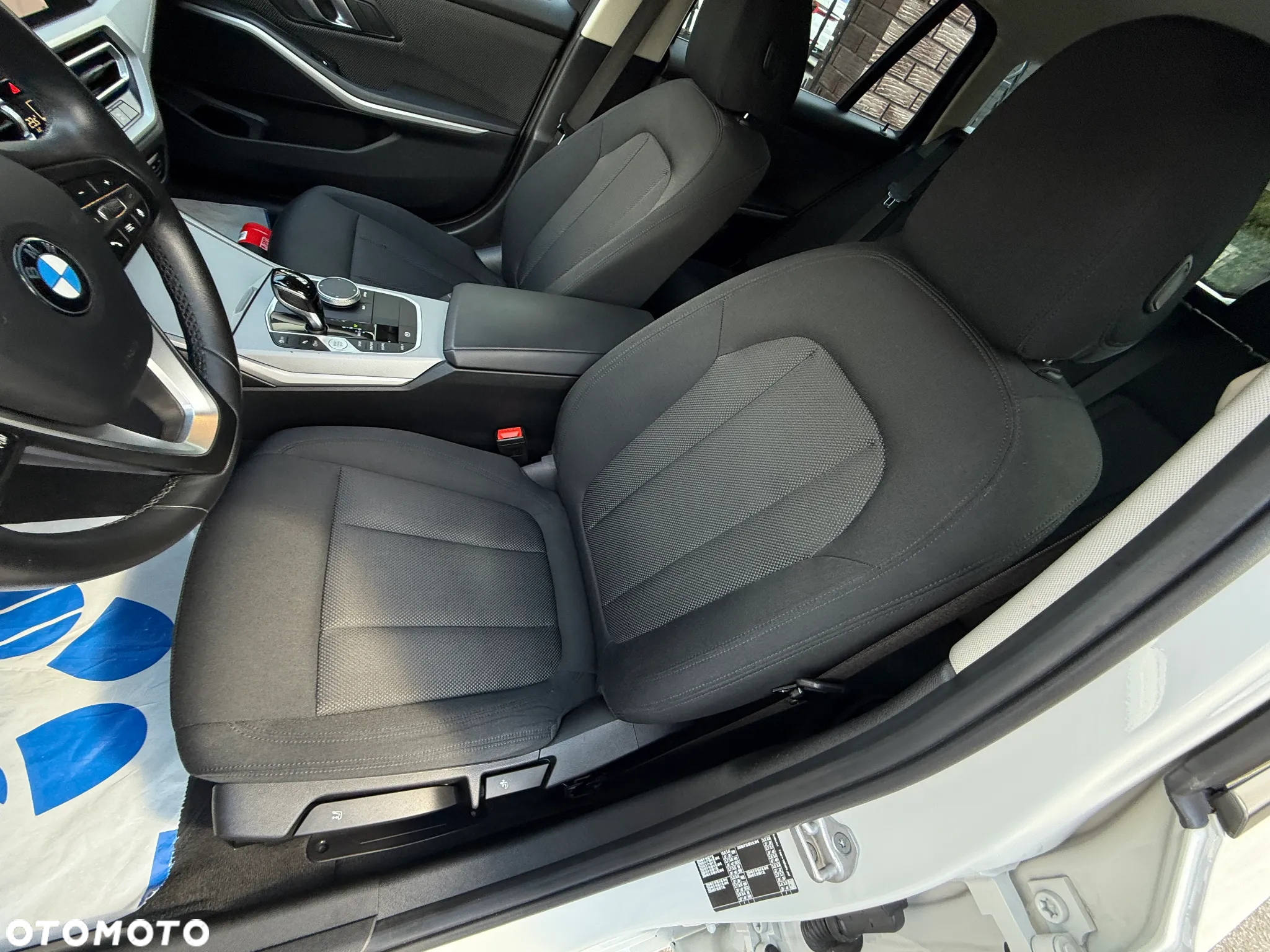 BMW Seria 3 318i Advantage - 11