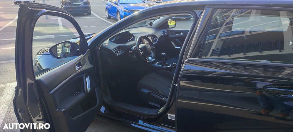 Peugeot 308 - 5