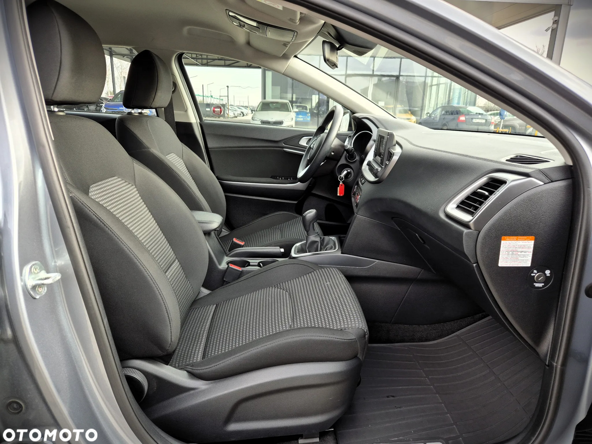Kia Ceed 1.6 CRDi mHEV S - 17