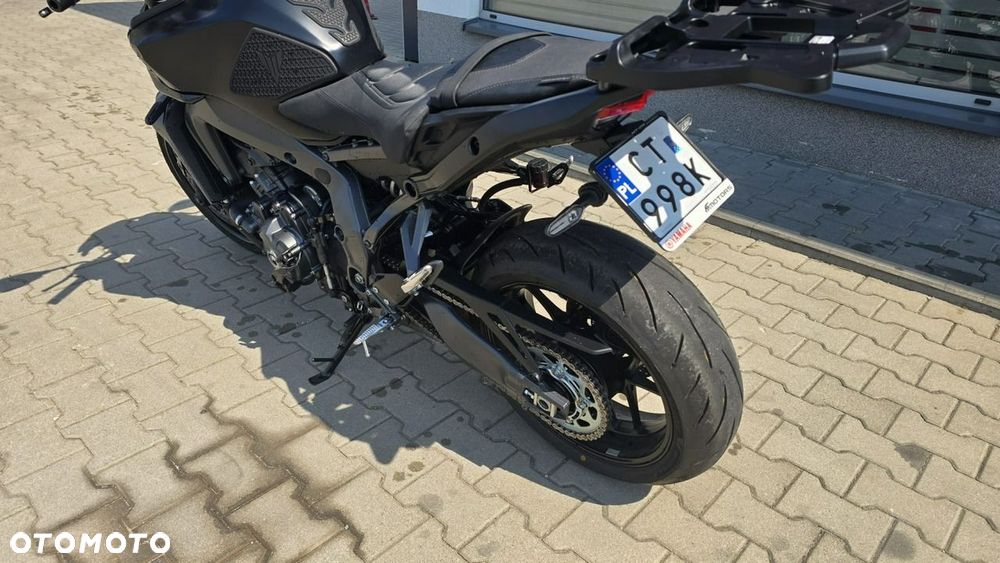 Yamaha MT - 8