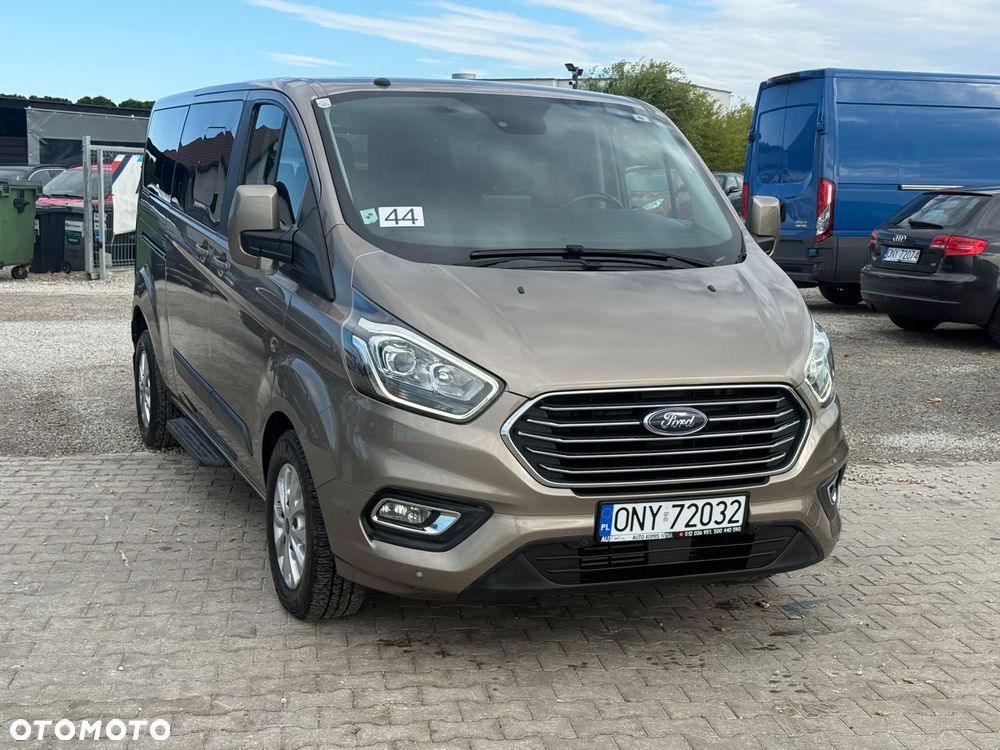 Ford Tourneo Custom 2018 photo 4