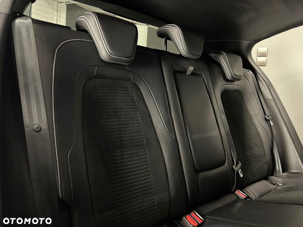 Ford Focus 2.3 EcoBoost ST Edition - 34