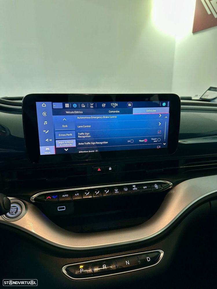 Fiat 500e 42kWh ICON - 25