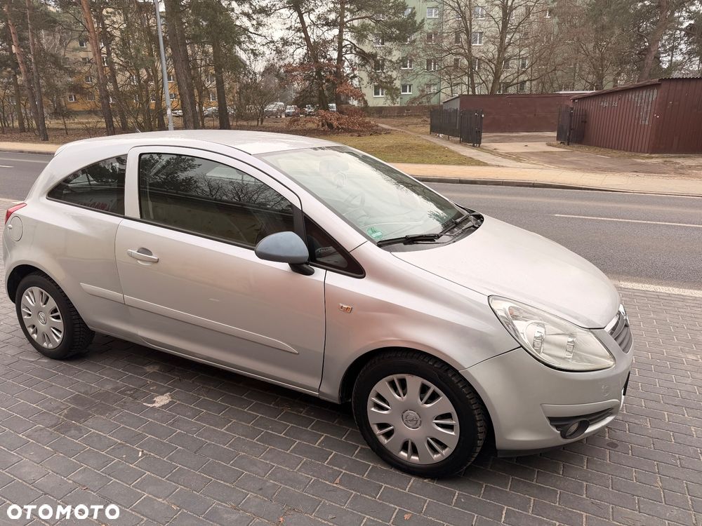 Opel Corsa - 2