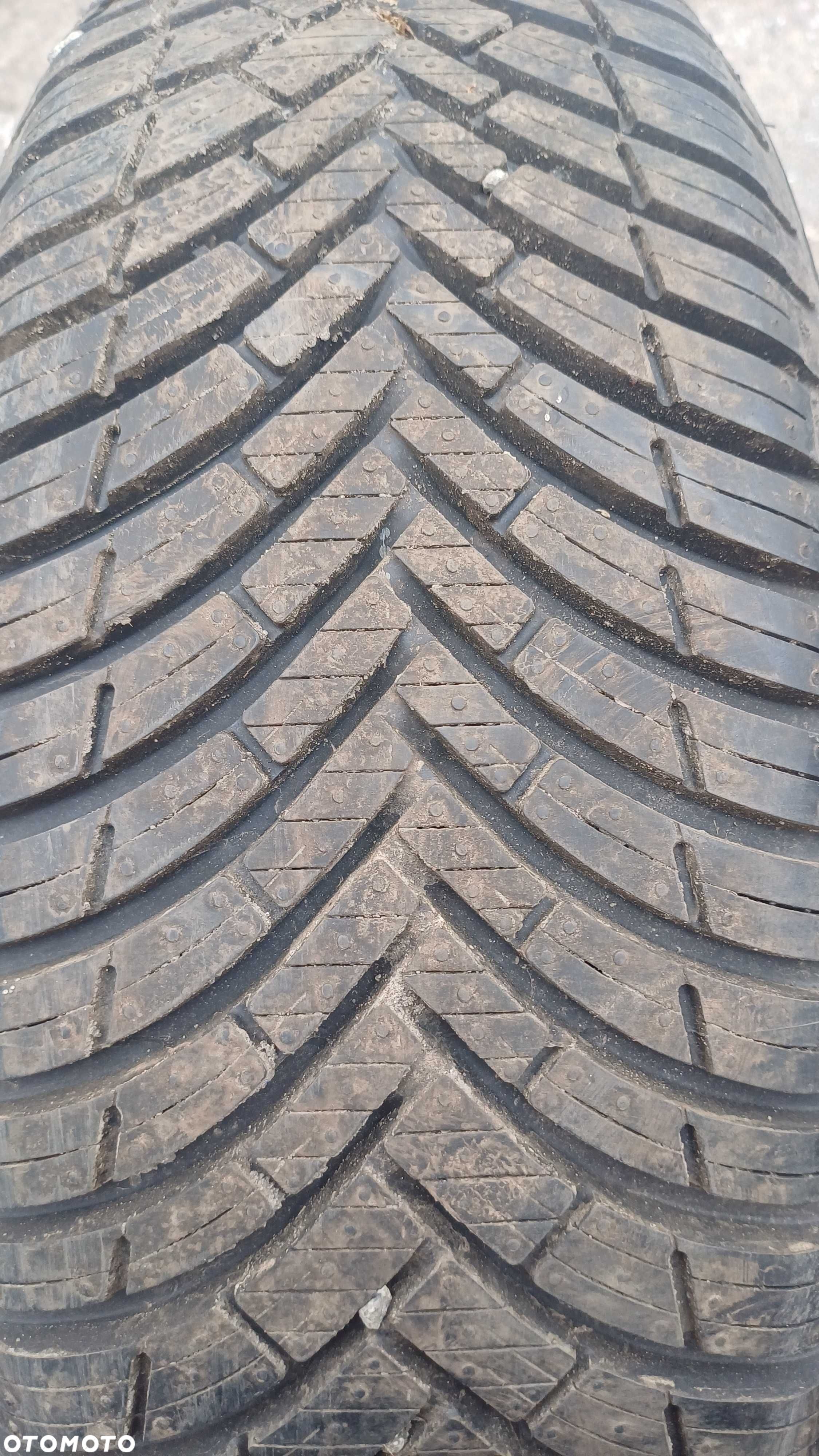 Kleber Quadraxer 2 185/65 R14 86T 2022r - 1
