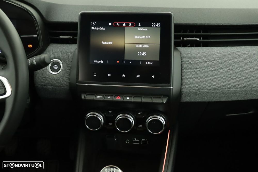 Renault Clio 1.0 TCe Techno Bi-Fuel - 9