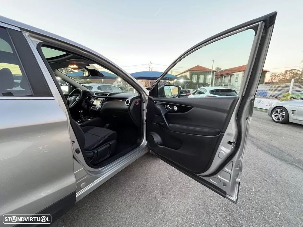 Nissan Qashqai 1.5 dCi Acenta - 26