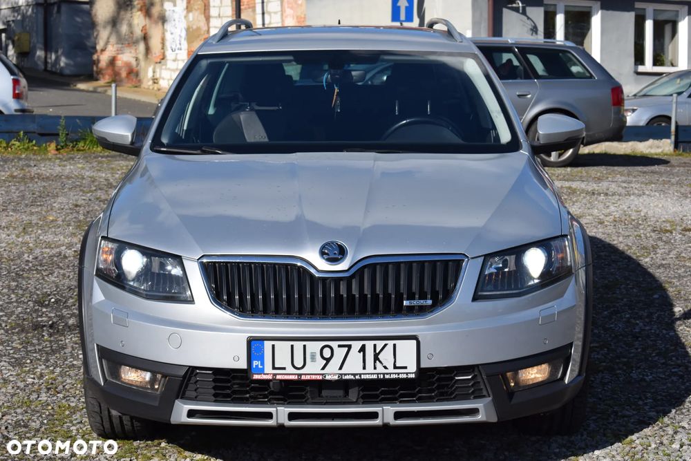 Skoda Octavia Scout 2.0 TDI 4x4 - 2