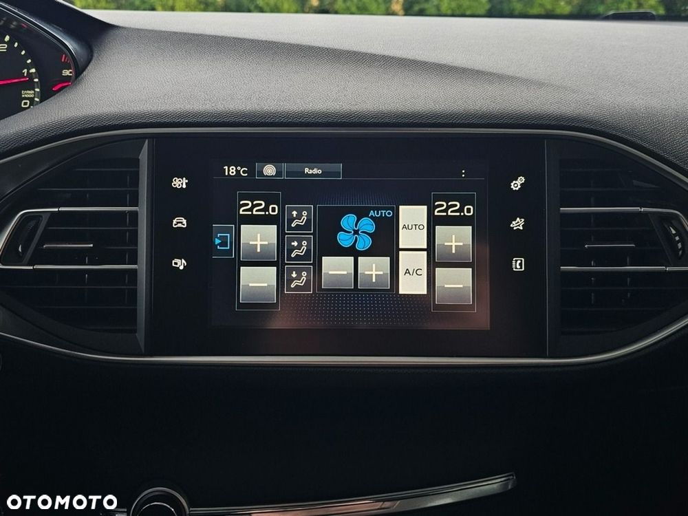 Peugeot 308 - 18