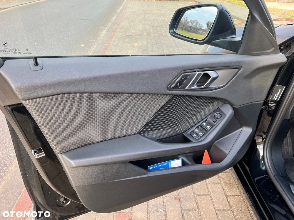 BMW Seria 1 118i Advantage - 28