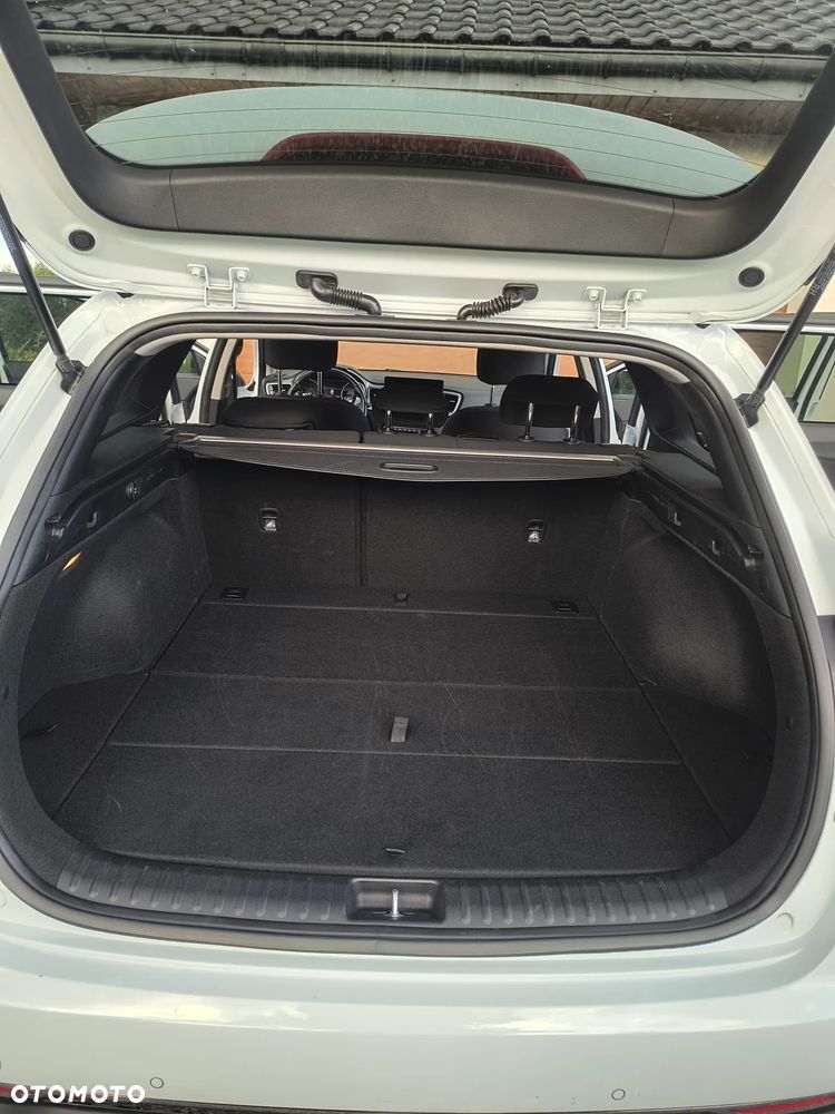 Kia Ceed 1.5 T-GDI L Business Line Plus DCT - 24