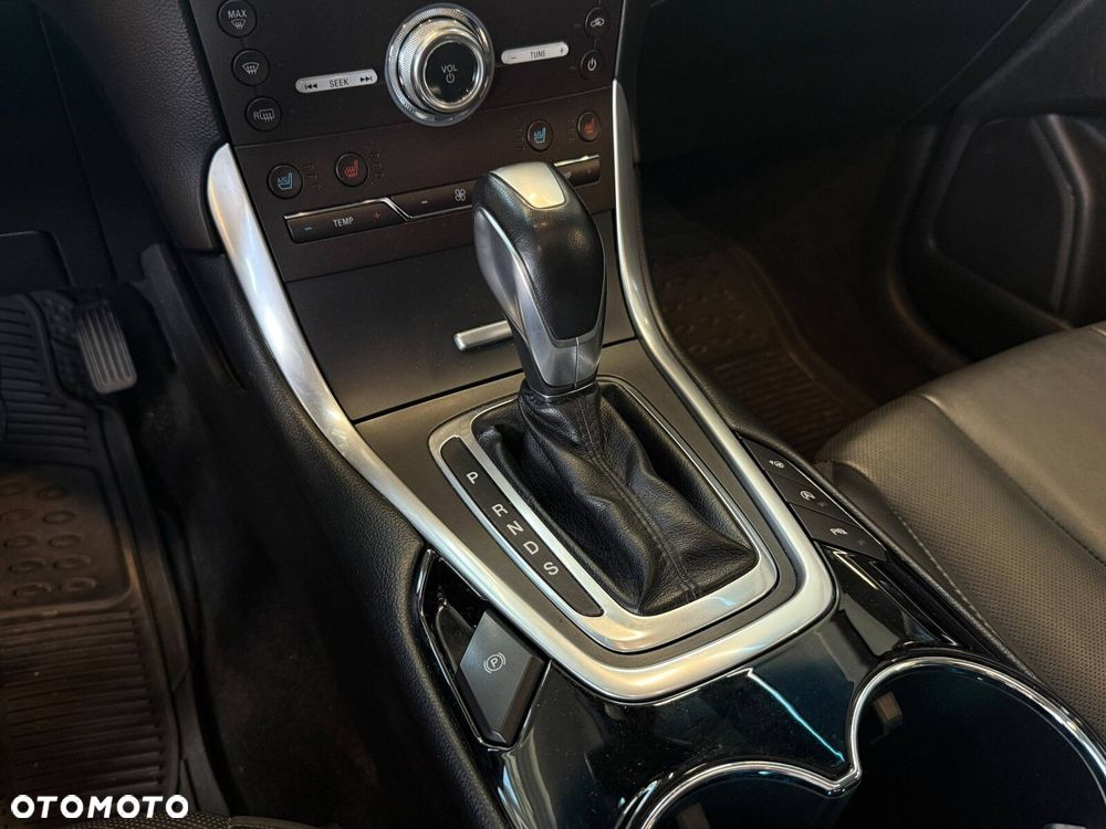 Ford Edge - 30
