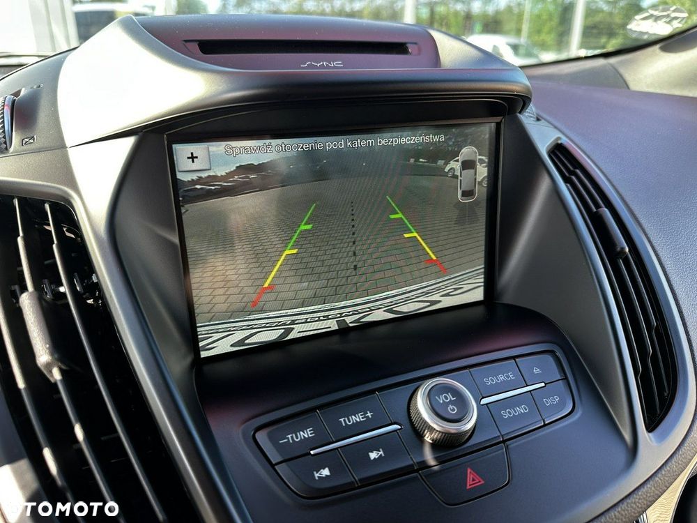 Ford Kuga 1.5 EcoBoost 2x4 ST-Line - 25