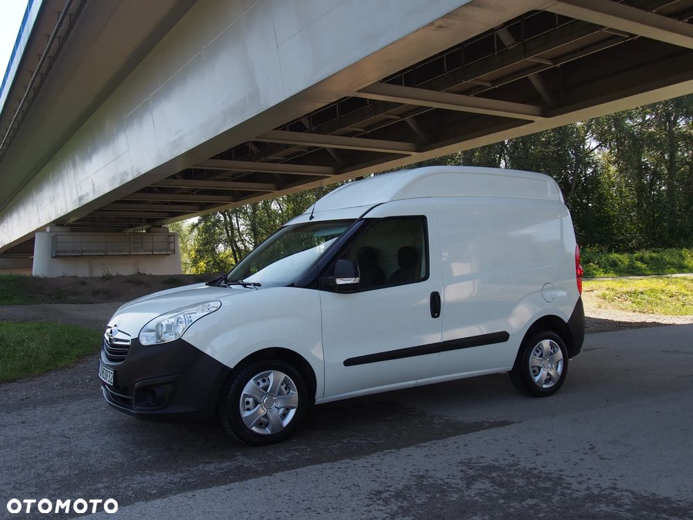 Opel COMBO - 18