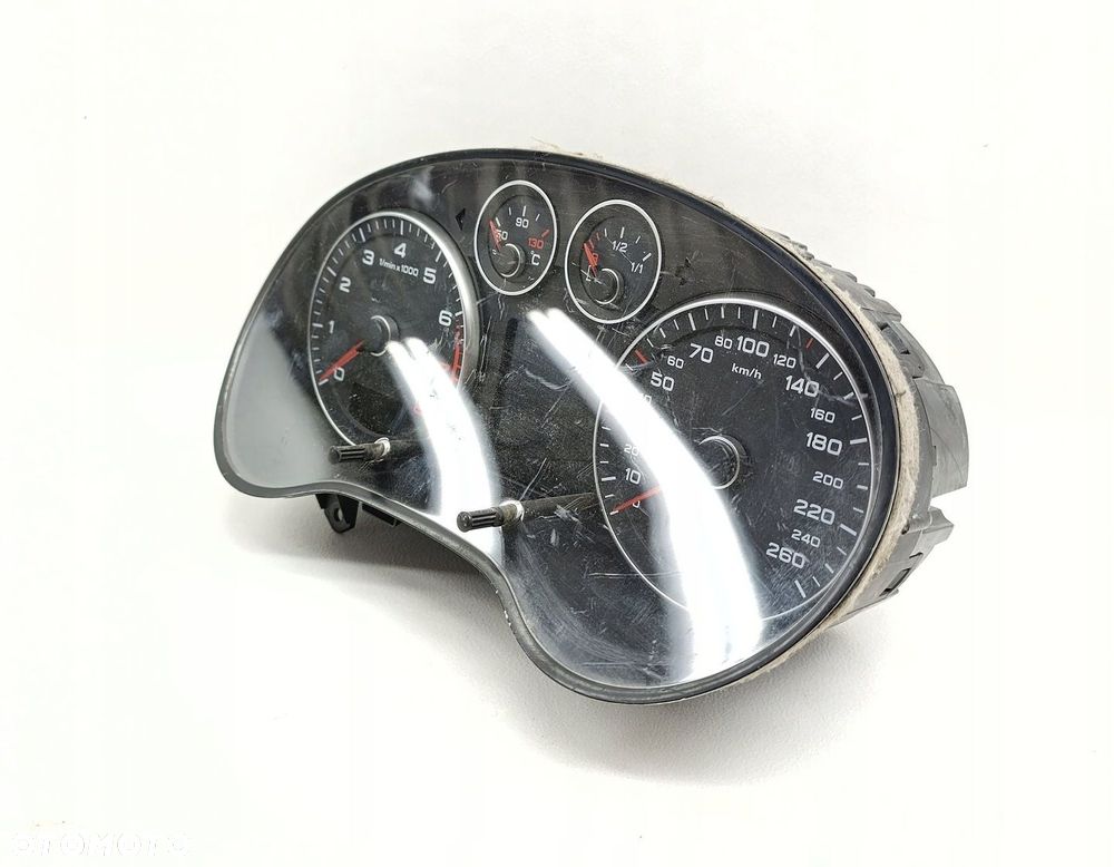 ZEGARY LICZNIK AUDI A3 8P 8P0920931T - 2