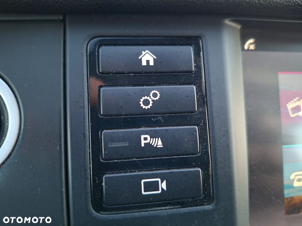 Land Rover Discovery Sport TD4 SkyView Edition - 20