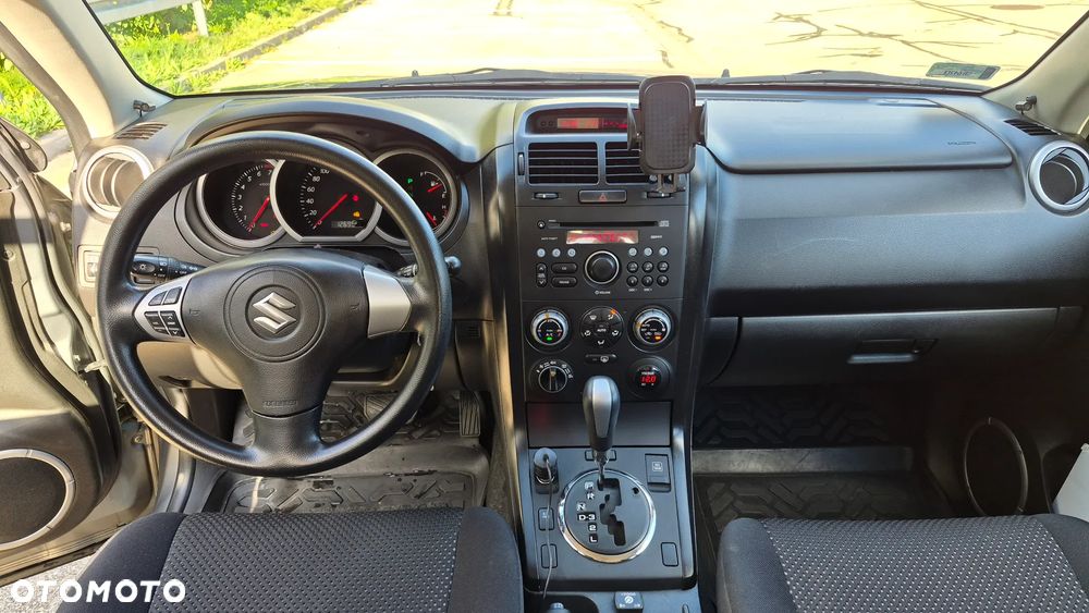 Suzuki Grand Vitara - 18