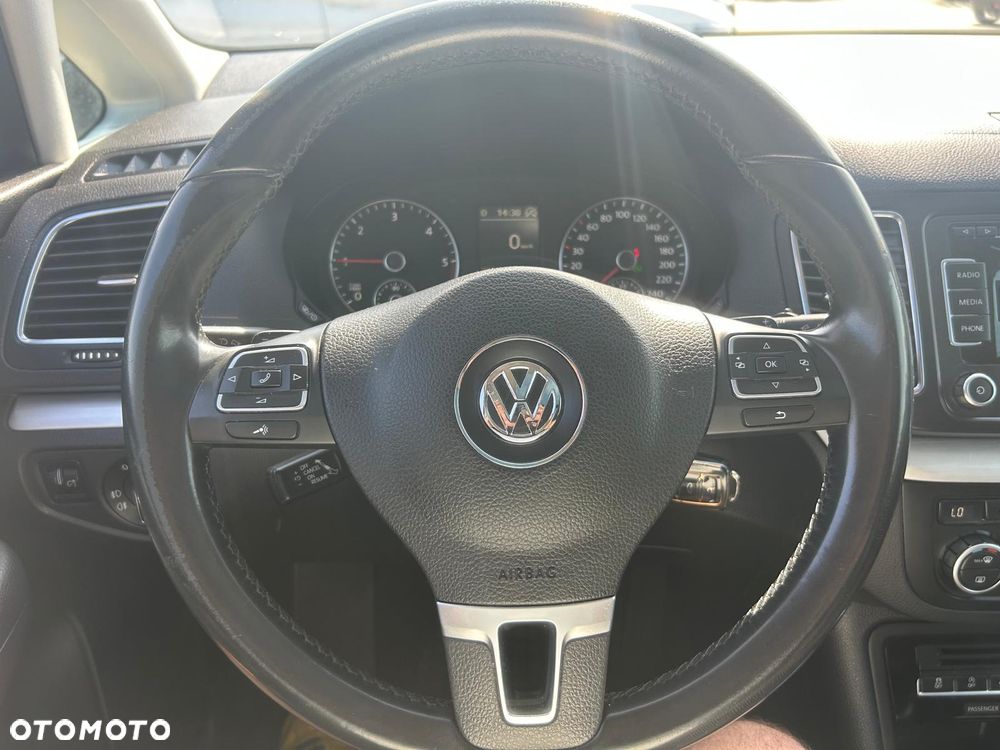 Volkswagen Sharan 2.0 TDI Highline DSG - 29