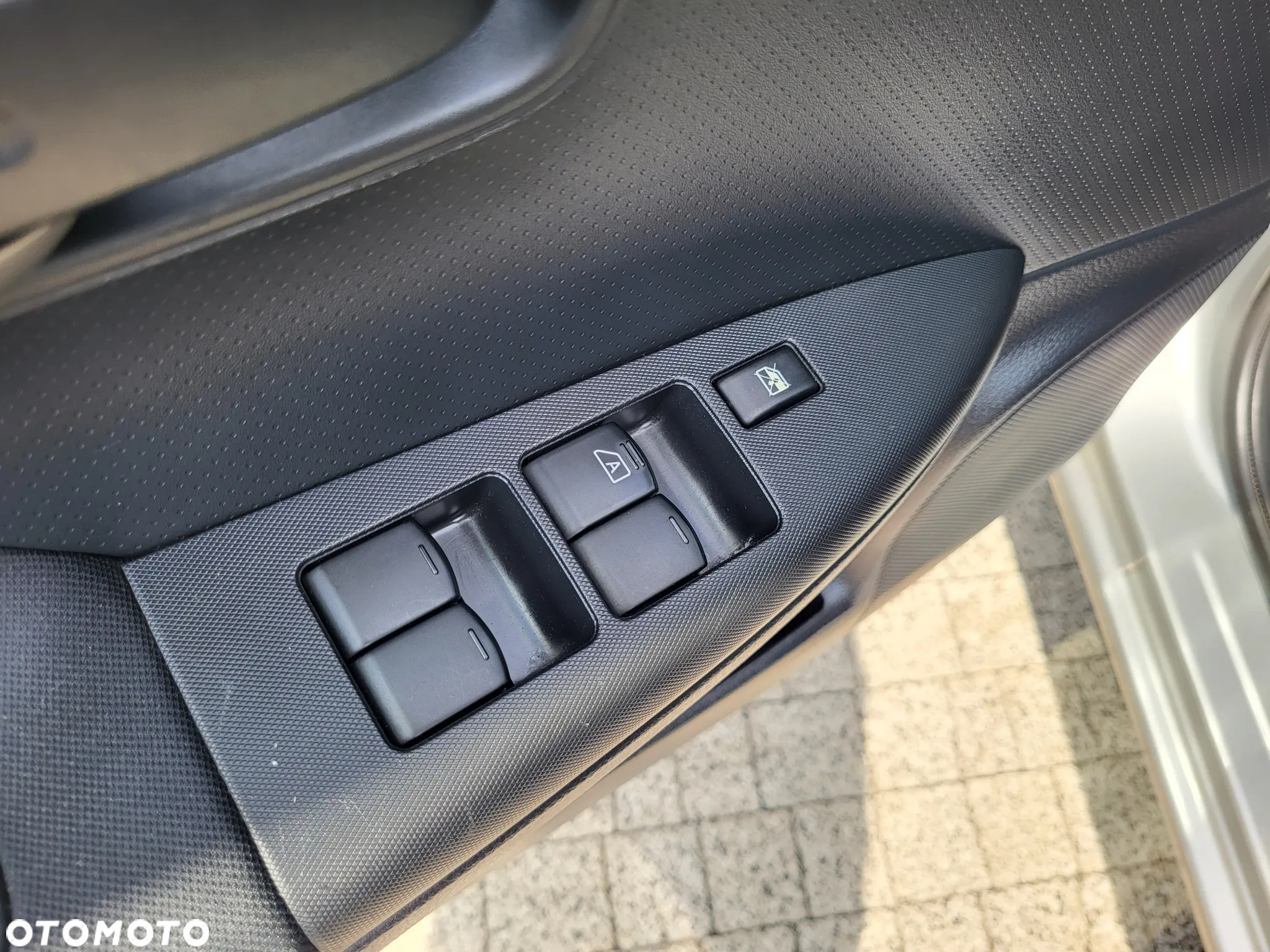 Nissan Note 1.4 Visia - 11