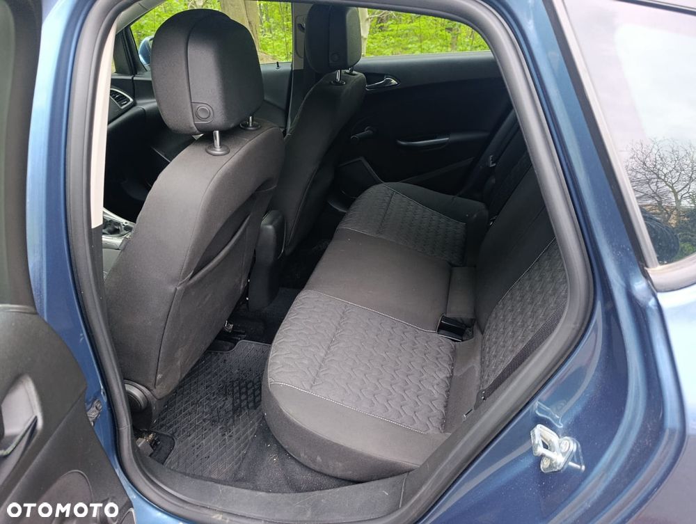 Opel Astra ver-1-4-ecoflex-start-stop-active - 6