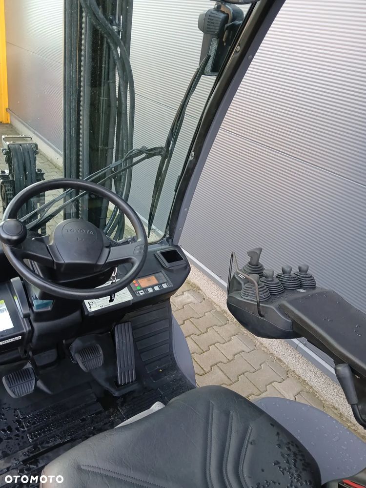 Toyota 02-8FGF18 - 7