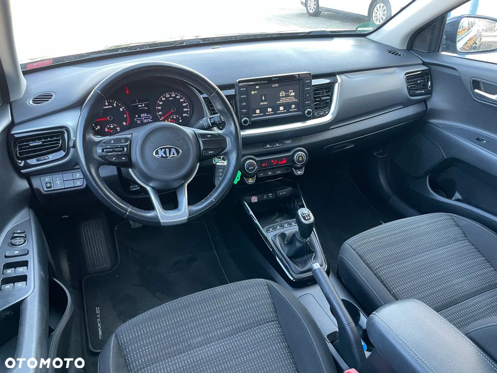 Kia Stonic - 4