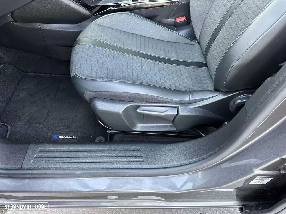 Peugeot 2008 PureTech 100 Stop&Start Allure - 38