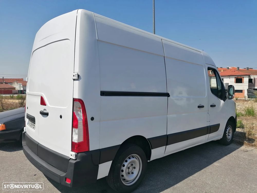Renault Master 2.3 DCI - 4