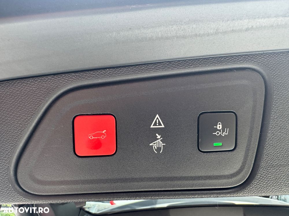 Peugeot 3008 PureTech 130 Stop & Start GPF EAT8 Active Pack - 17