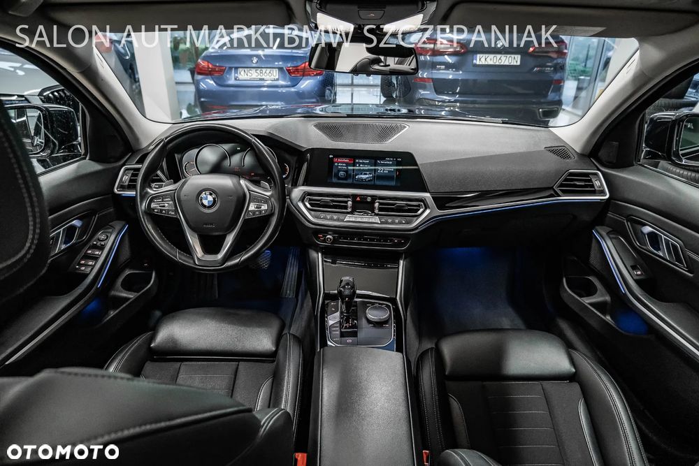 BMW Seria 3 320d Sport Line - 20