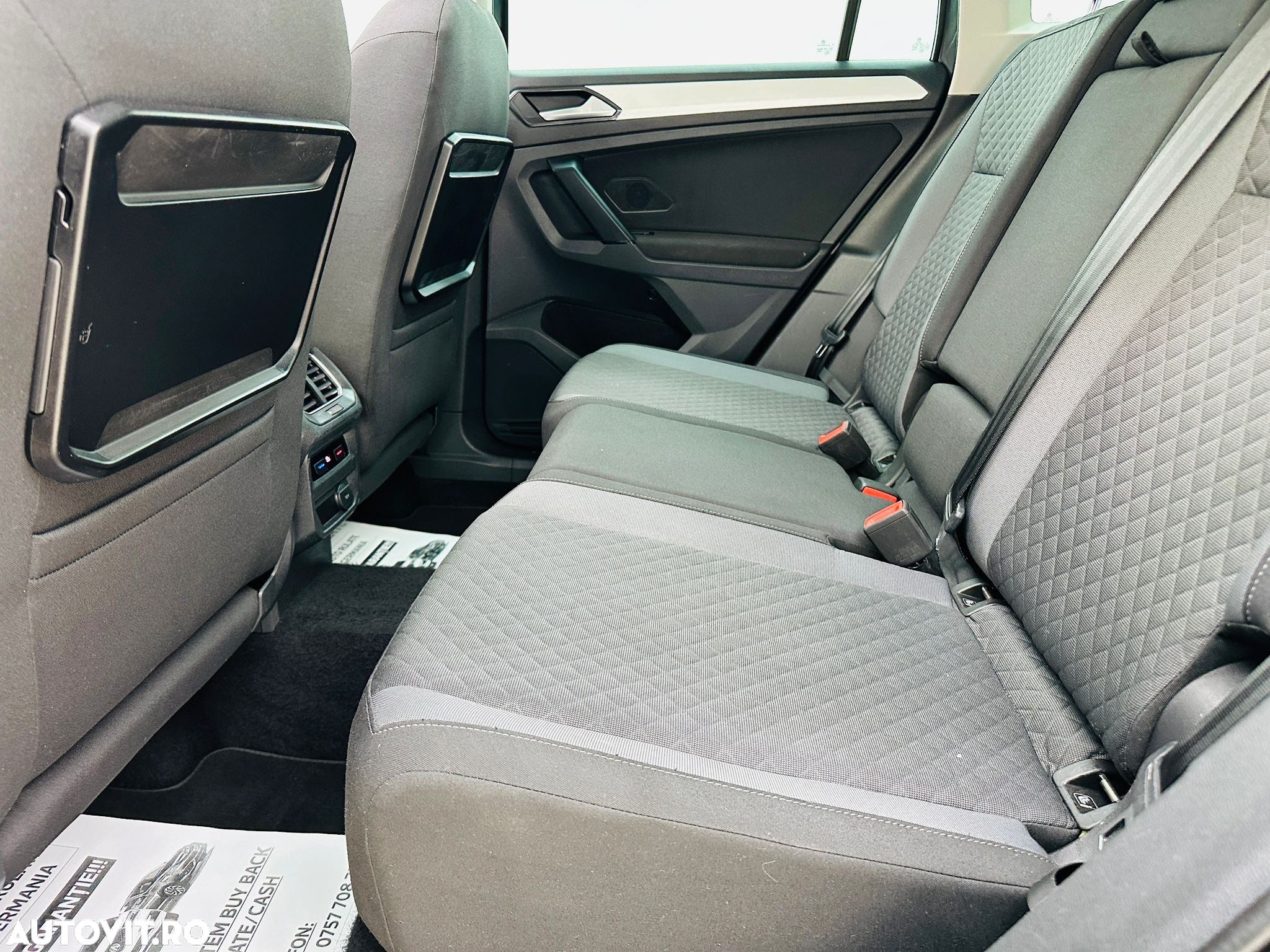 Volkswagen Tiguan - 7