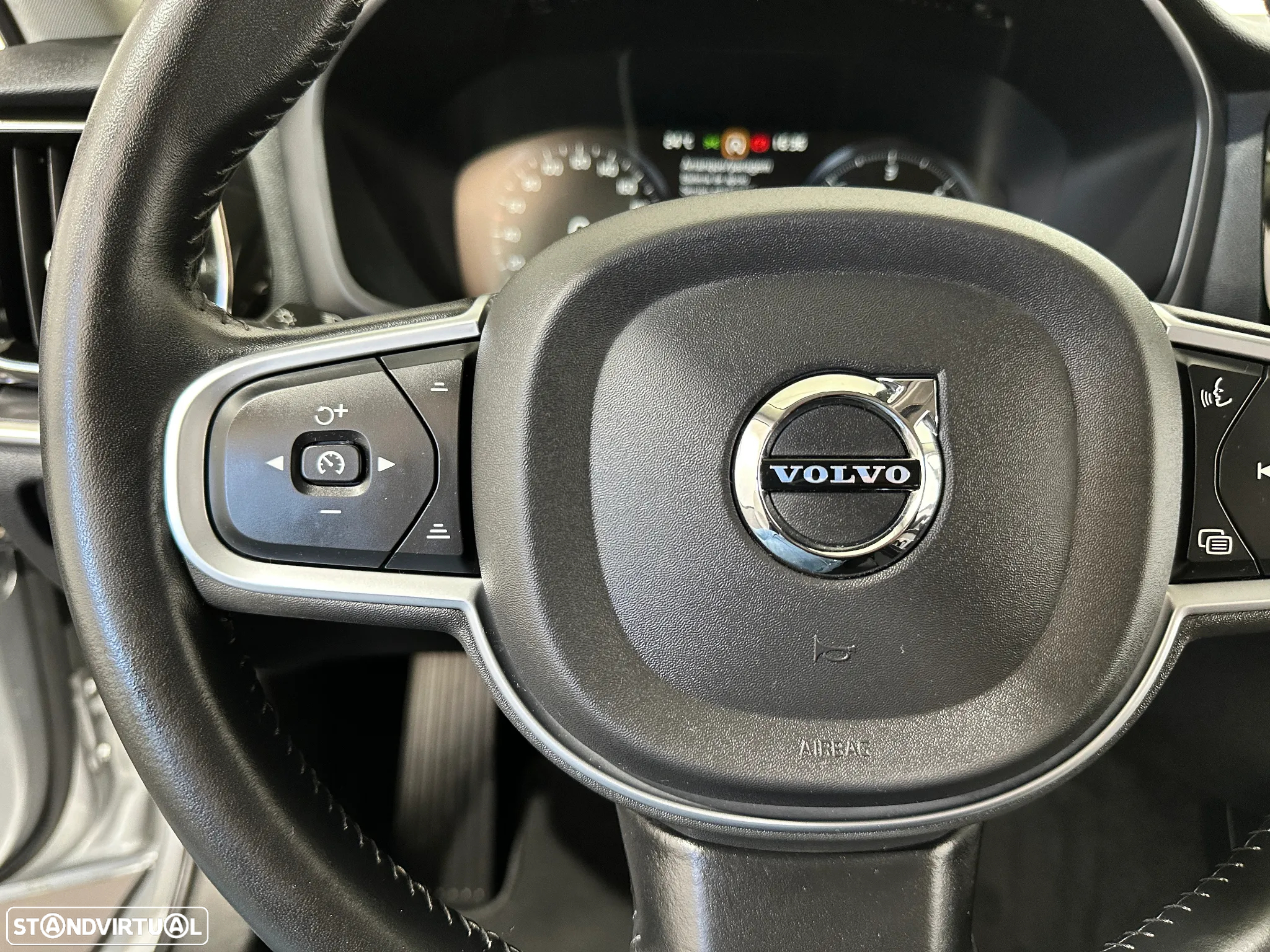 Volvo V60 2.0 T6 AWD TE Inscription Expression - 22