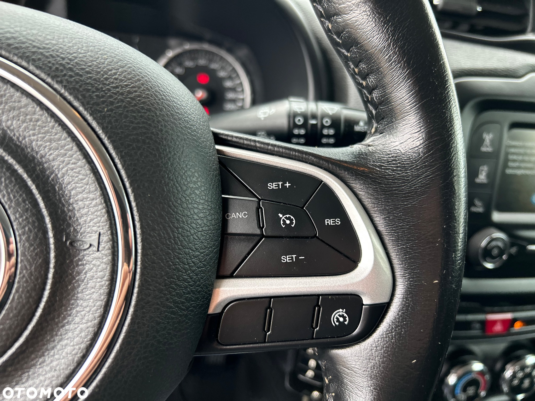 Jeep Renegade 1.6 E-torQ Sport - 16