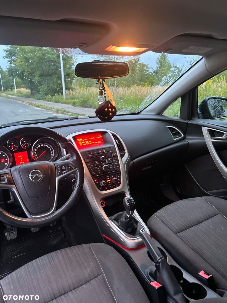 Opel Astra 1.4 Turbo Cosmo - 9