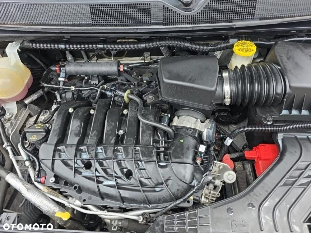 Chrysler Pacifica - 14