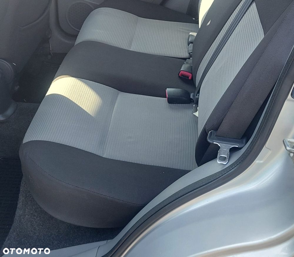 Suzuki SX4 1.5 - 11
