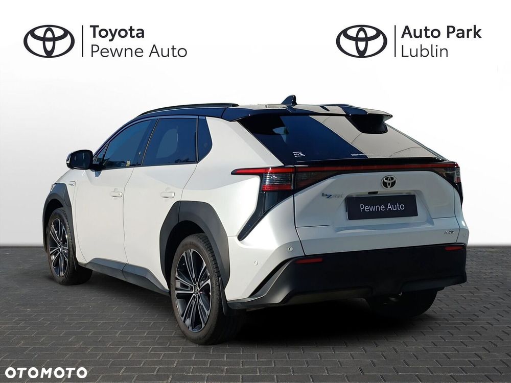 Toyota bZ4X 71.4kWh 4x4 Executive - 3