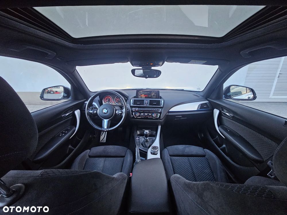 BMW Seria 1 118d xDrive M Sport - 10