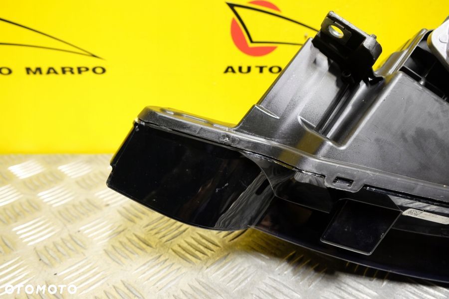 RANGE ROVER SPORT L494 2018- REFLEKTOR LAMPA MID LED 15 PIN R EU - 12
