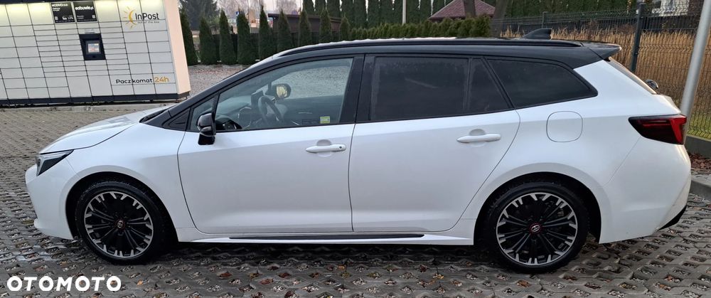Toyota Corolla 1.8 Hybrid GR Sport - 8