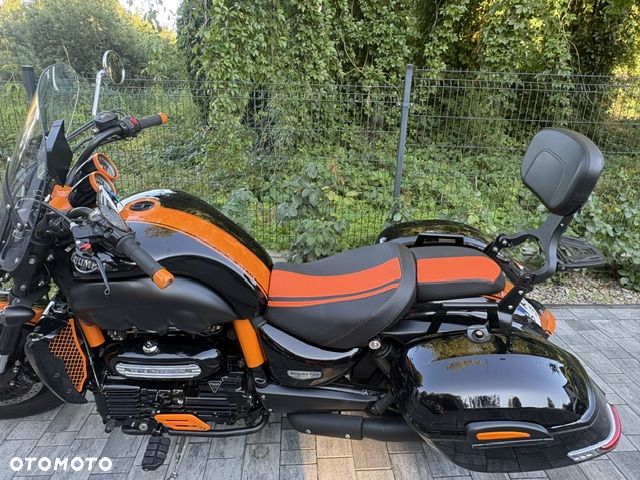 Triumph Rocket - 5