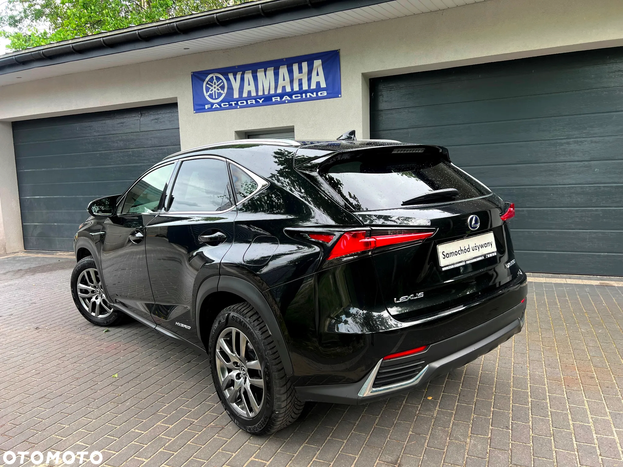 Lexus NX 300h Prestige AWD - 8