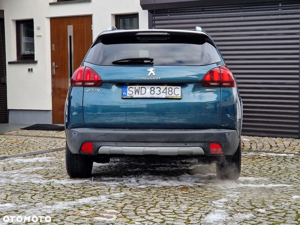 Peugeot 2008 PureTech 130 GPF Stop&Start Allure - 31