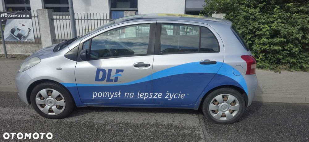 Toyota Yaris - 1