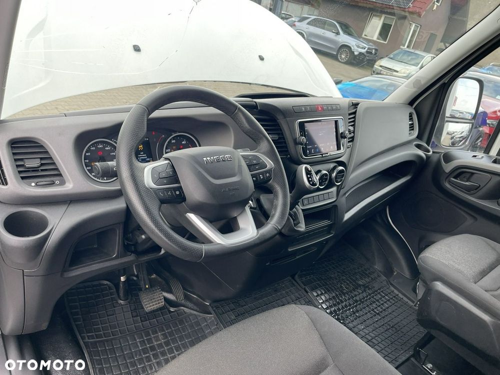 Iveco Daily 35S18 H - 12