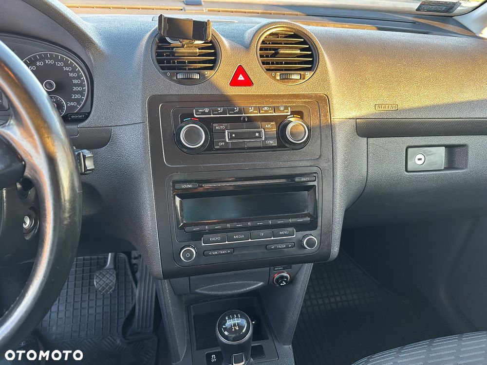 Volkswagen Caddy - 21