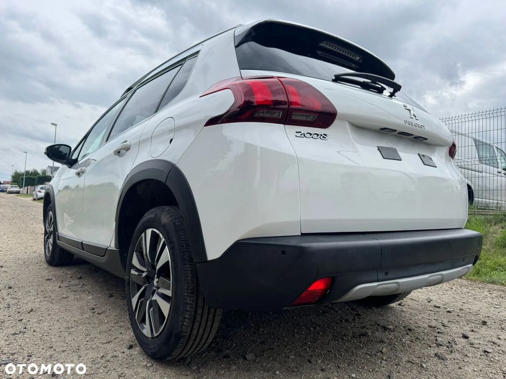Peugeot 2008 - 17